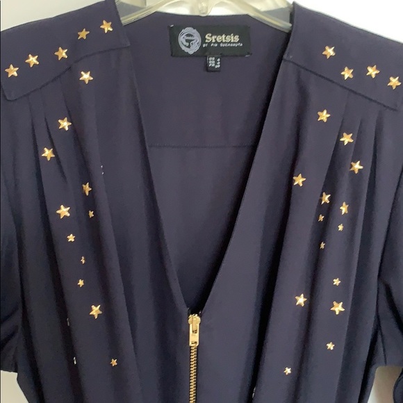 Never worn navy romper - Picture 2 of 8